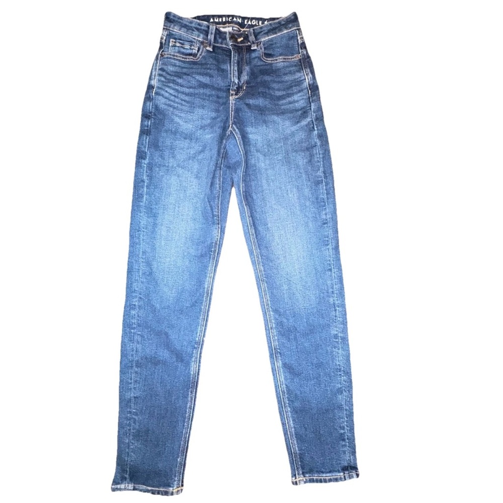American Eagle Outfitters Women's Size 000 High Rise Mom Jean Medium Wash
